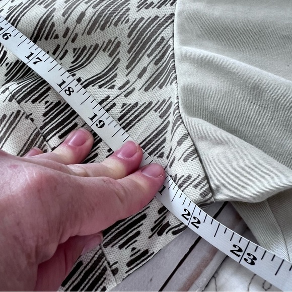 Chicos Cotton Stretch Blazer in Tan and Gray size XL - Picture 12 of 13